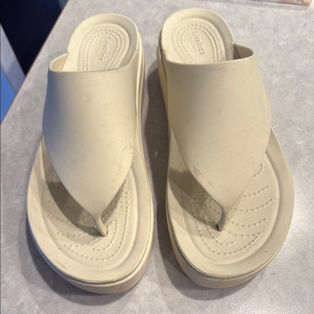 CROCS Cream Sandals with Contoured Footbed